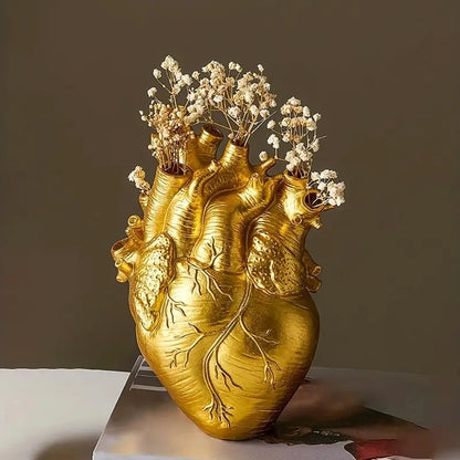 Heart-Shaped Resin Vase – A Unique Touch for Your Decor