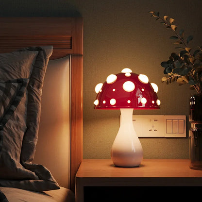 Amanita Mushroom Desk Lamp with LED Tricolor Bulb – AC or USB Powered, Warm Light, Biomimetic Fly Agaric Design for Living Room, Bedroom, or Hotel Use.