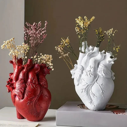 Heart-Shaped Resin Vase – A Unique Touch for Your Decor